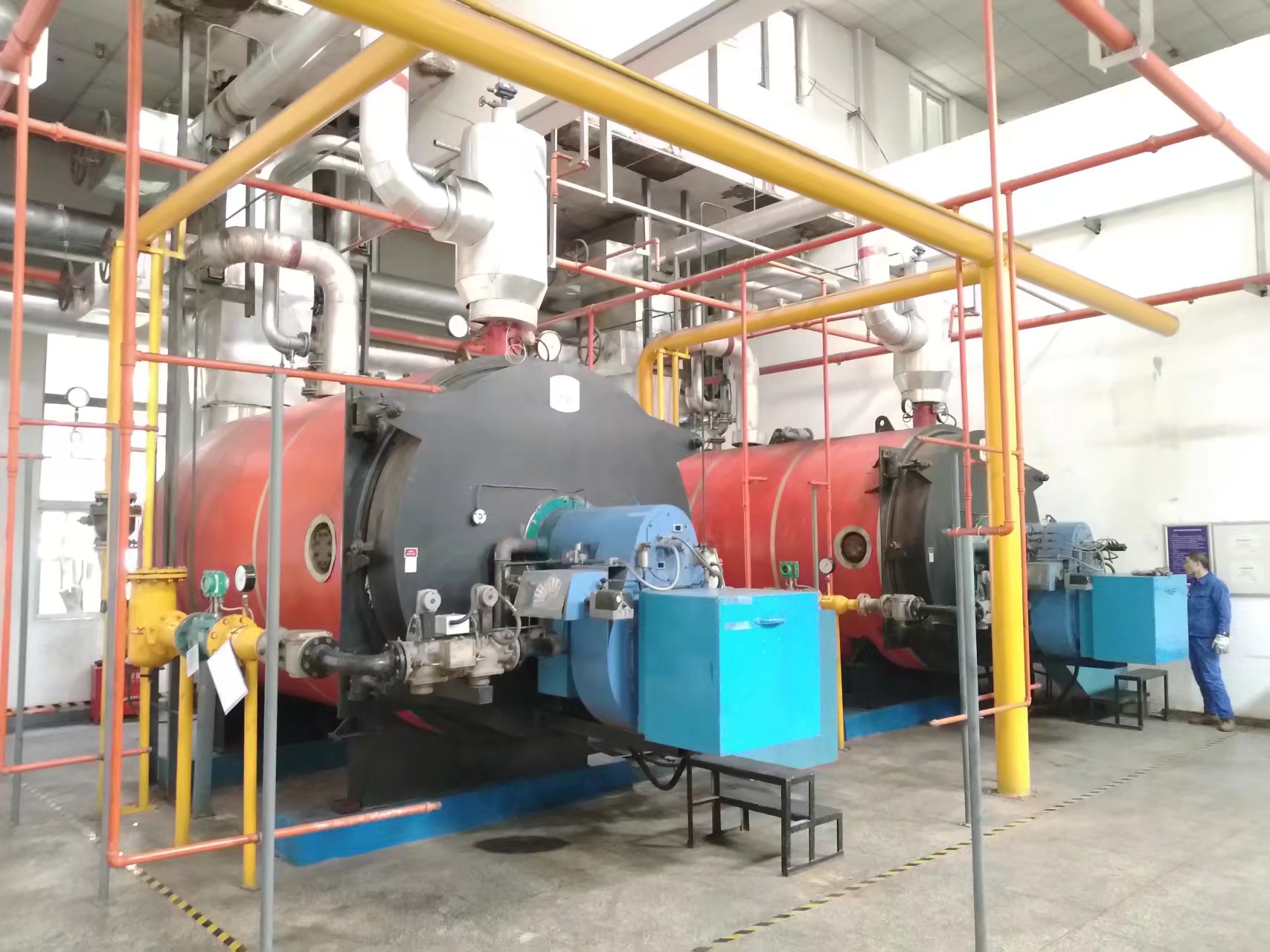 中國電信總部大廈     2001年裝機  標準排放